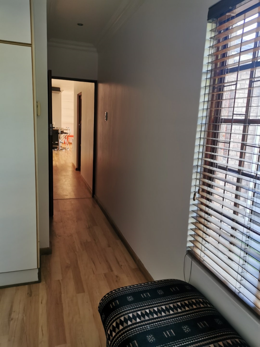 To Let 3 Bedroom Property for Rent in Summerstrand Eastern Cape